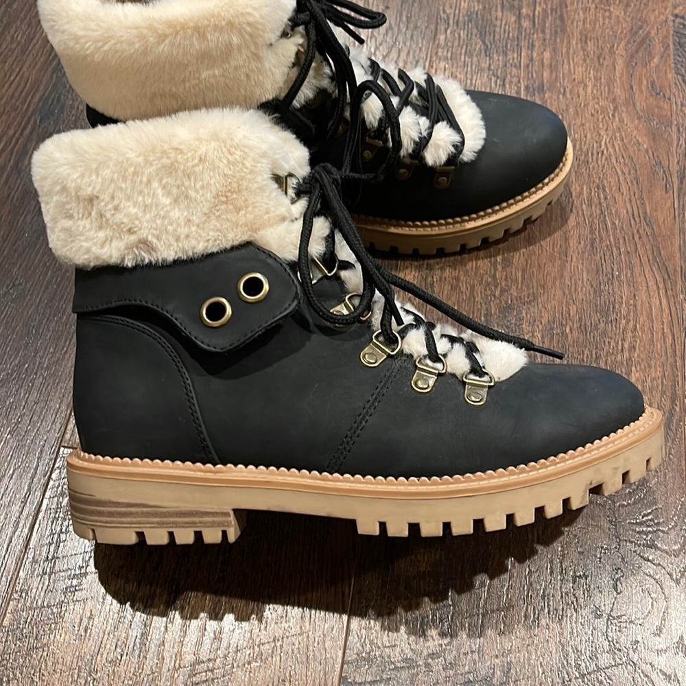 Barely Worn Black Fur Lace Up Boots